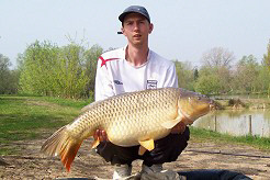 Holyfield Carp Fishery, Crooked Mile, Waltham Abbey